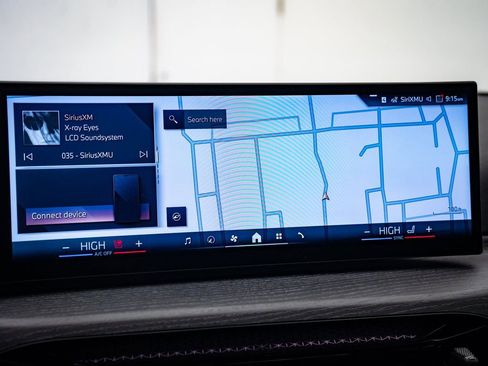 Certified 2025 BMW 330i xDrive Sedan w/ M Sport Package image 29