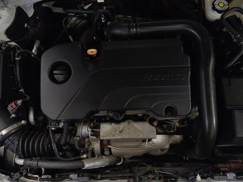 Used 2020 Chevrolet Malibu LS FWD image 30
