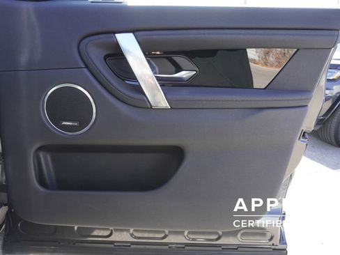 Used 2025 Land Rover Discovery Sport S image 21