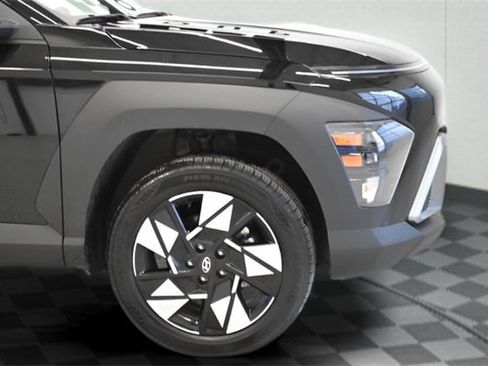 Used 2025 Hyundai Kona SEL image 10