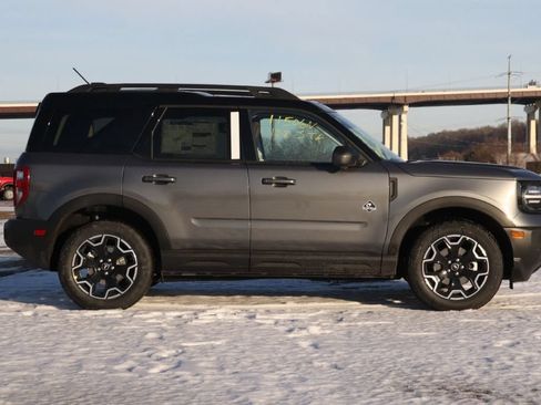 New 2025 Ford Bronco Sport Outer Banks w/ Outer Banks Tech Package+ AWD/4WD image 9