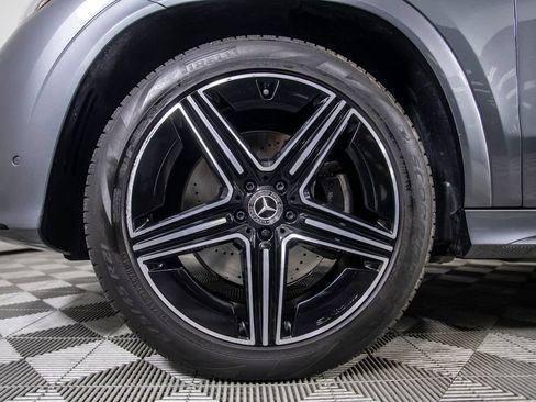 Used 2025 Mercedes-Benz GLE 580 4MATIC image 40