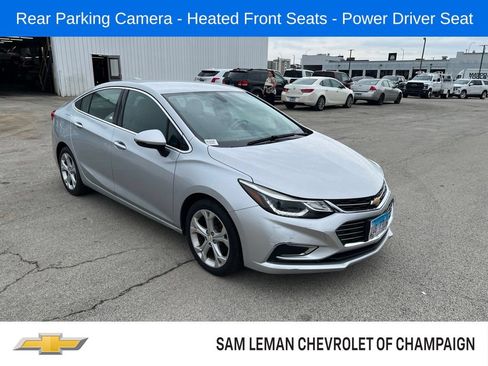 Used 2018 Chevrolet Cruze Premier FWD image 1