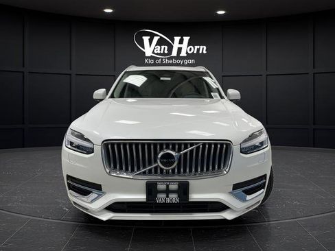 Used 2024 Volvo XC90 B6 Plus w/ Protection Package Premier AWD/4WD image 12