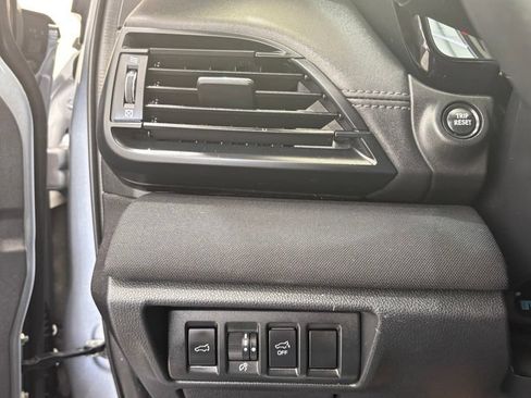 Used 2023 Subaru Outback Premium AWD/4WD image 41