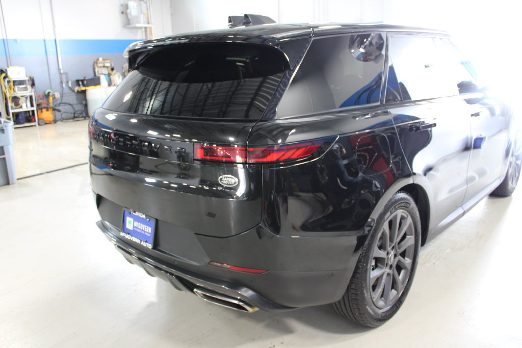Used 2023 Land Rover Range Rover Sport SE AWD/4WD image 26
