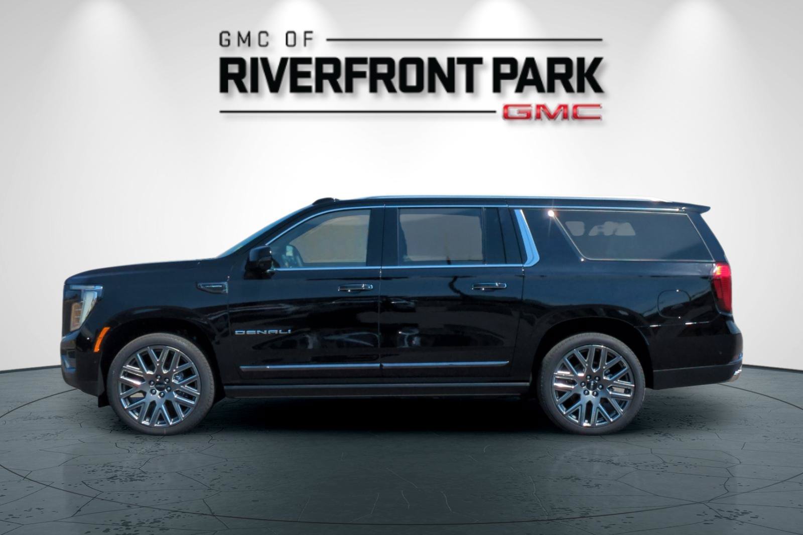 Used 2026 GMC Yukon XL Denali Ultimate AWD/4WD image 7