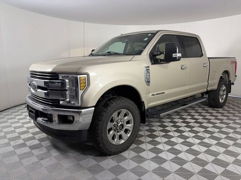 Used 2018 Ford F250 Lariat w/ Chrome Package AWD/4WD image 3