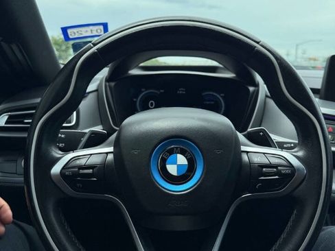 Used 2016 BMW i8 image 11