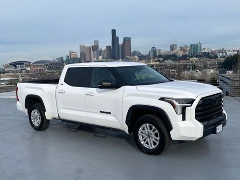 Used 2024 Toyota Tundra SR5 image 27