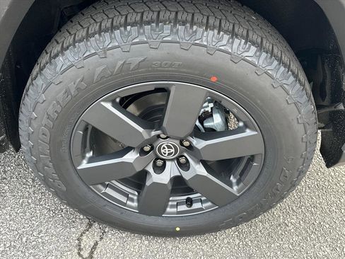 New 2026 Toyota RAV4 FWD image 7