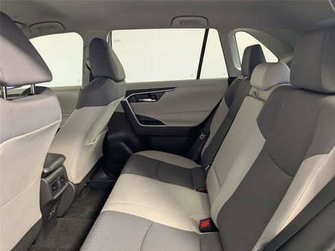 Used 2024 Toyota RAV4 XLE image 34