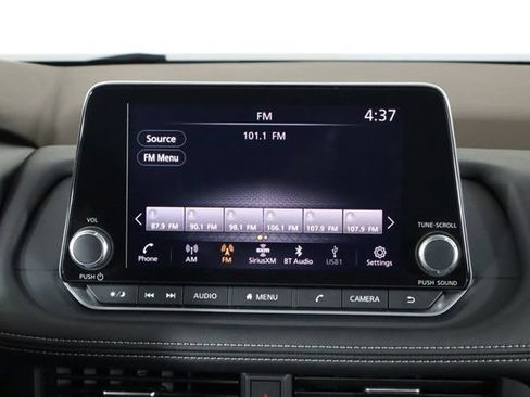 Used 2023 Nissan Rogue SV w/ SV Premium B Package AWD/4WD image 28