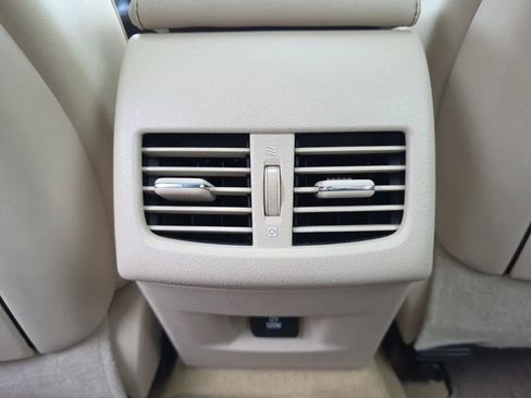 Used 2013 Lexus ES 350 image 44