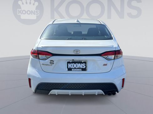 Used 2021 Toyota Corolla SE FWD image 5