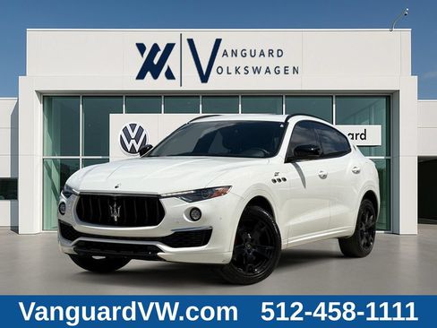 Used 2022 Maserati Levante GT AWD/4WD image 1