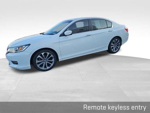 Used 2013 Honda Accord Sport image 9