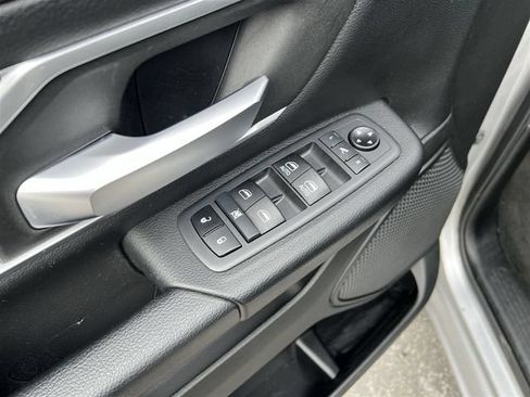 Used 2021 RAM 1500 Big Horn AWD/4WD image 17