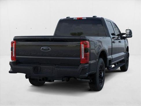 New 2026 Ford F250 Lariat w/ Black Appearance Package AWD/4WD image 8