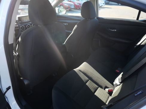 Used 2022 Nissan Sentra S image 19