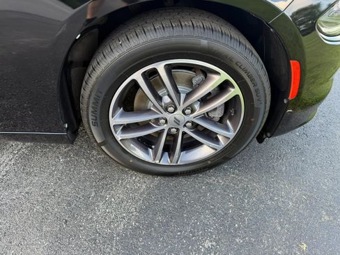 Used 2019 Dodge Charger SXT AWD/4WD image 44