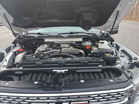 Used 2020 GMC Sierra 2500 Denali w/ Denali Ultimate Package image 2