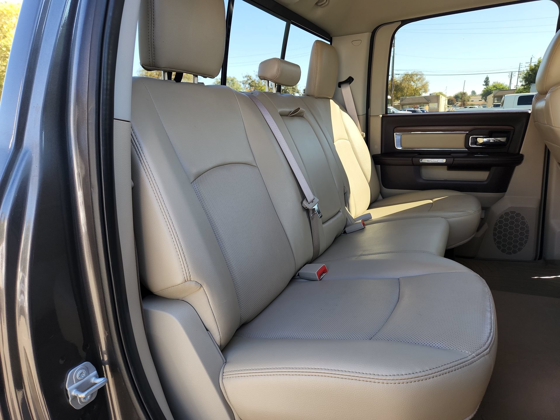 Certified 2016 RAM 2500 Laramie w/ Convenience Group AWD/4WD image 27