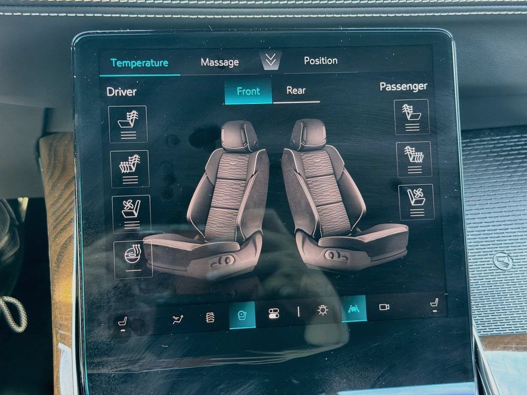 Used 2026 Cadillac Escalade Platinum Sport w/ LPO, ONYX Package AWD/4WD image 37