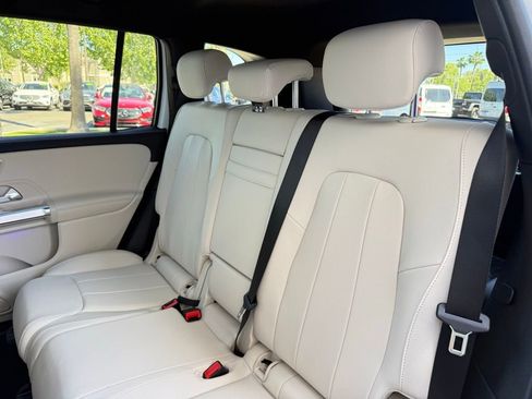 New 2026 Mercedes-Benz GLB 250 4MATIC image 13