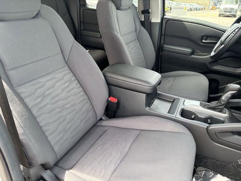 New 2026 Nissan Frontier S image 8