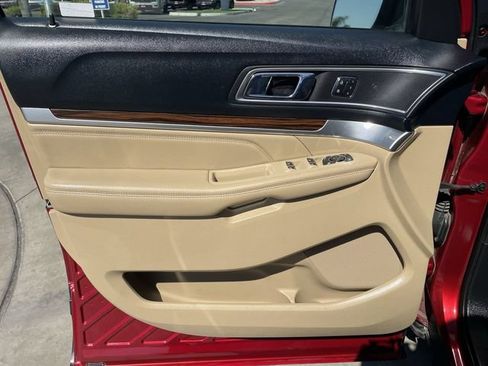Used 2016 Ford Explorer Limited w/ Equipment Group 301A AWD/4WD image 21