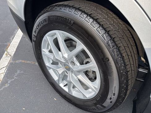 Certified 2022 Chevrolet Equinox LT image 29