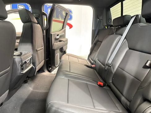 New 2026 GMC Sierra 1500 SLT w/ SLT Premium Package AWD/4WD image 13