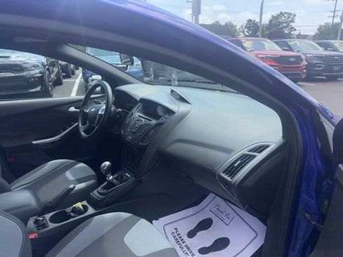 Used 2014 Ford Focus ST FWD image 11