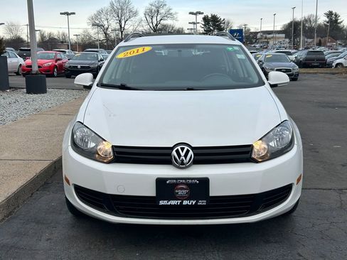 Used 2011 Volkswagen Jetta SE image 3
