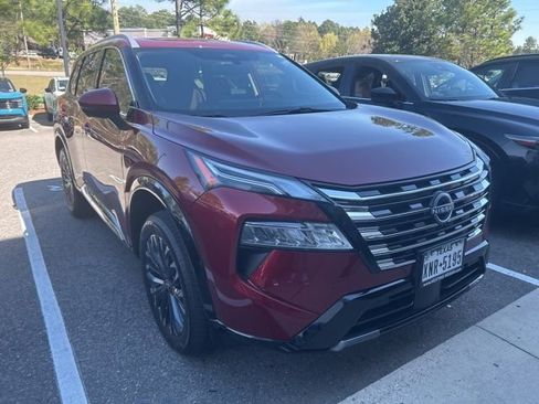 Certified 2026 Nissan Rogue Platinum w/ Platinum Premium Package image 15