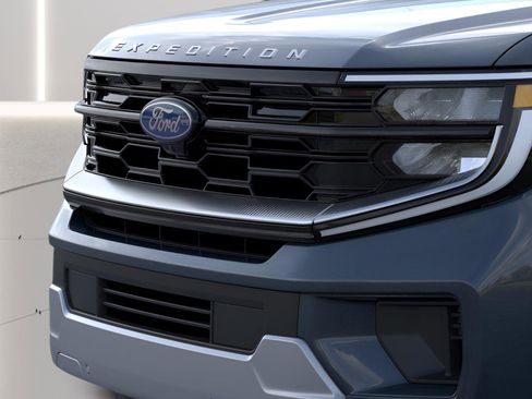 New 2026 Ford Expedition Max Platinum AWD/4WD image 18