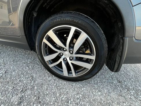 Used 2017 Honda Pilot Touring image 28