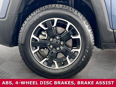 Used 2023 Jeep Renegade Trailhawk w/ Trailhawk Elite Group image 33