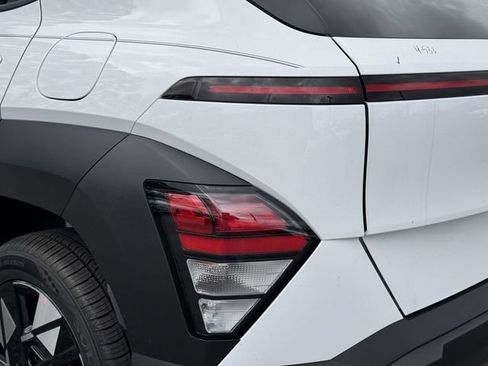 New 2025 Hyundai Kona SEL AWD/4WD image 7