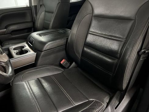 Certified 2017 GMC Sierra 3500 Denali w/ Duramax Plus Package AWD/4WD image 20
