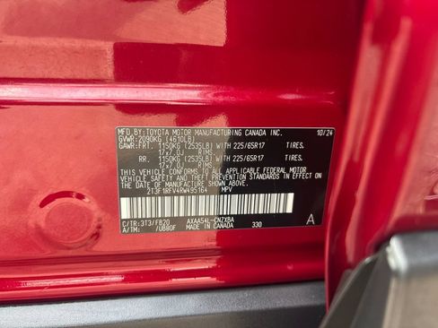 Used 2024 Toyota RAV4 LE AWD/4WD image 26