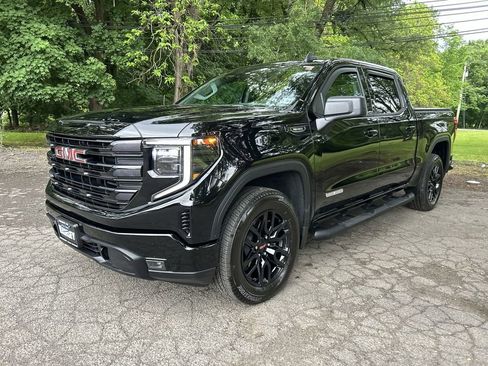 Used 2025 GMC Sierra 1500 Elevation AWD/4WD image 4