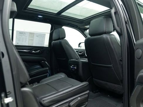 Used 2023 GMC Yukon XL Denali image 19