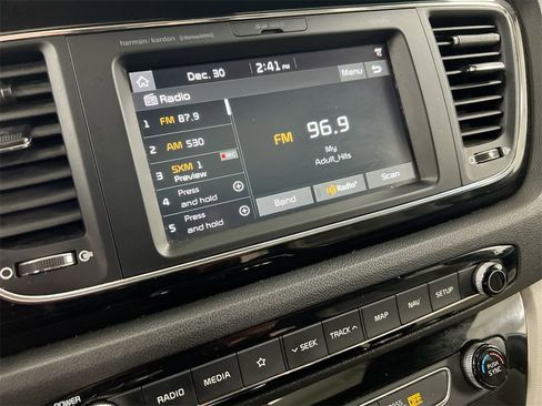 Used 2020 Kia Sedona SX image 13