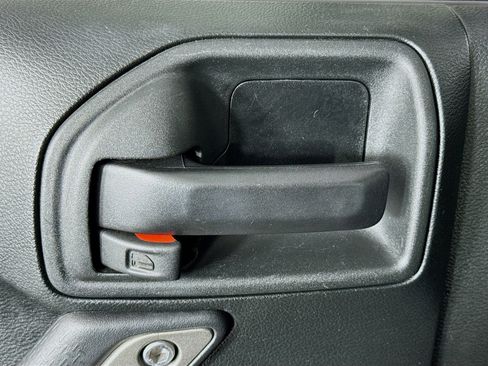 Used 2017 Jeep Wrangler Sport image 21