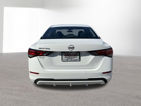 Used 2025 Nissan Sentra S FWD image 4
