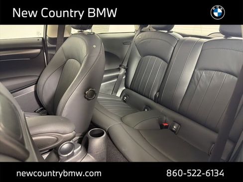 Used 2024 MINI Cooper SE w/ Signature Upholstery Package image 14