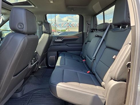 Used 2024 GMC Sierra 1500 Denali w/ Technology Package image 10