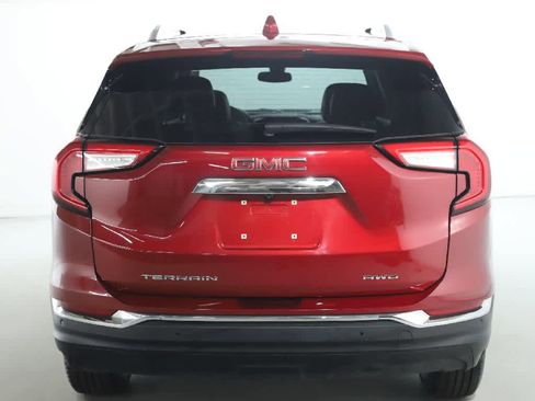 Used 2023 GMC Terrain SLT image 43